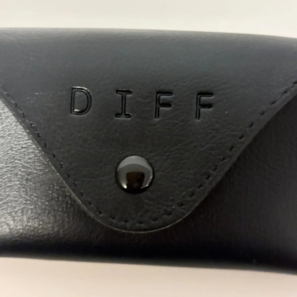 DIFF Black Faux Leather Sunglasses‎ Case Foldable Snap Closure